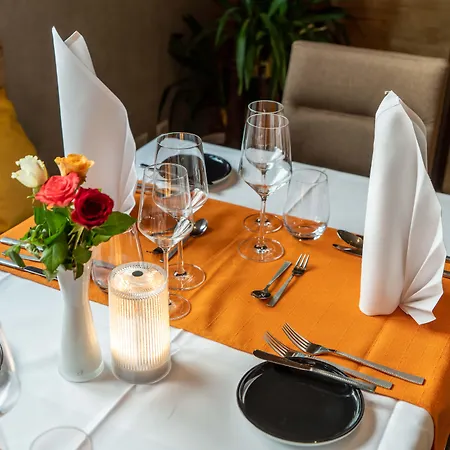 Schlossberg Hotel 2*