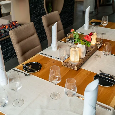 Schlossberg 호텔 Wehingen